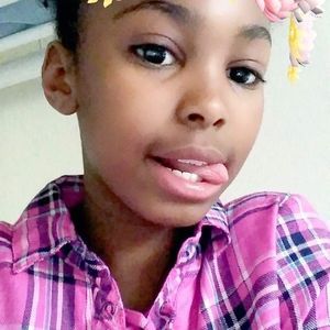 Meet your Posher, Ayan